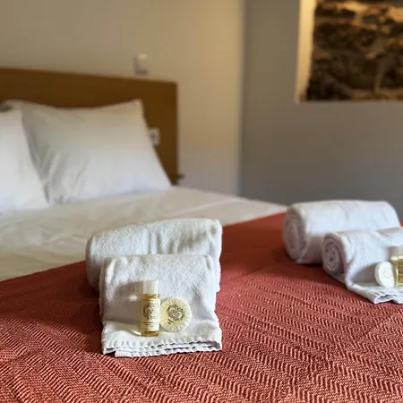 Casa Nogueiras By Alponte * Mazedo