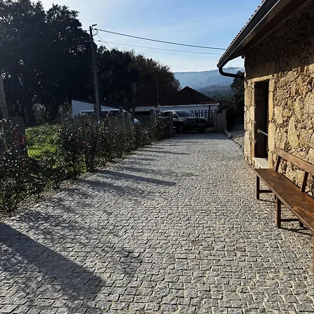 Casa Nogueiras By Alponte Tatil Evi Mazedo